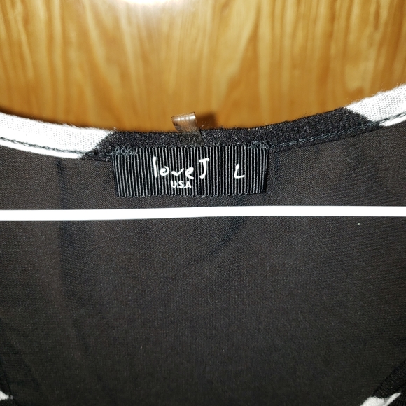 🌵Chevron Tank - Picture 3 of 3